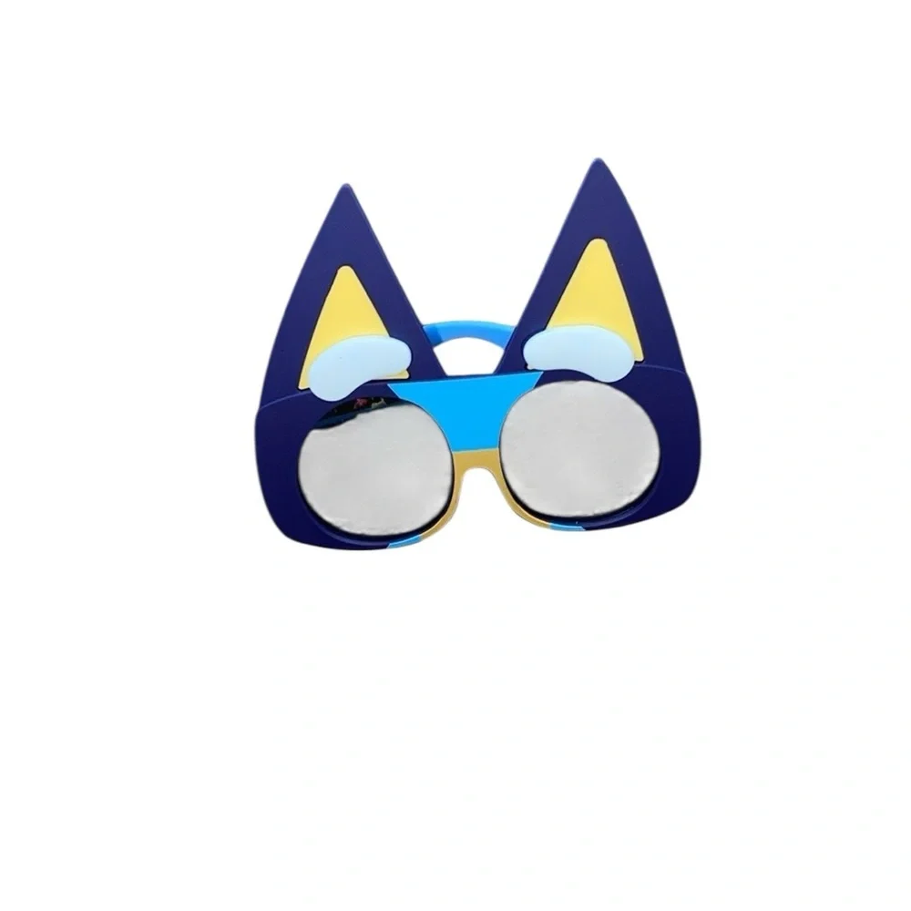 New Without tags Bluey Sunglasses one size kids